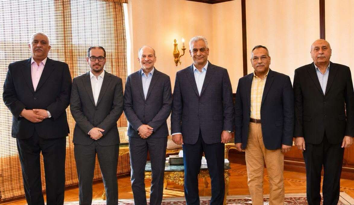 وزير الدولة للإنتاج الحربى يبحث تعزيز الشراكة الإستراتيجية مع «إس سى جونسون» الأمريكية