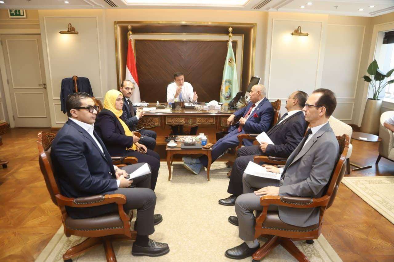 وزير الزراعة يلتقي أعضاء مجلسي النواب والشيوخ لبحث طلبات المواطنين والمزارعين وحل مشكلاتهم
