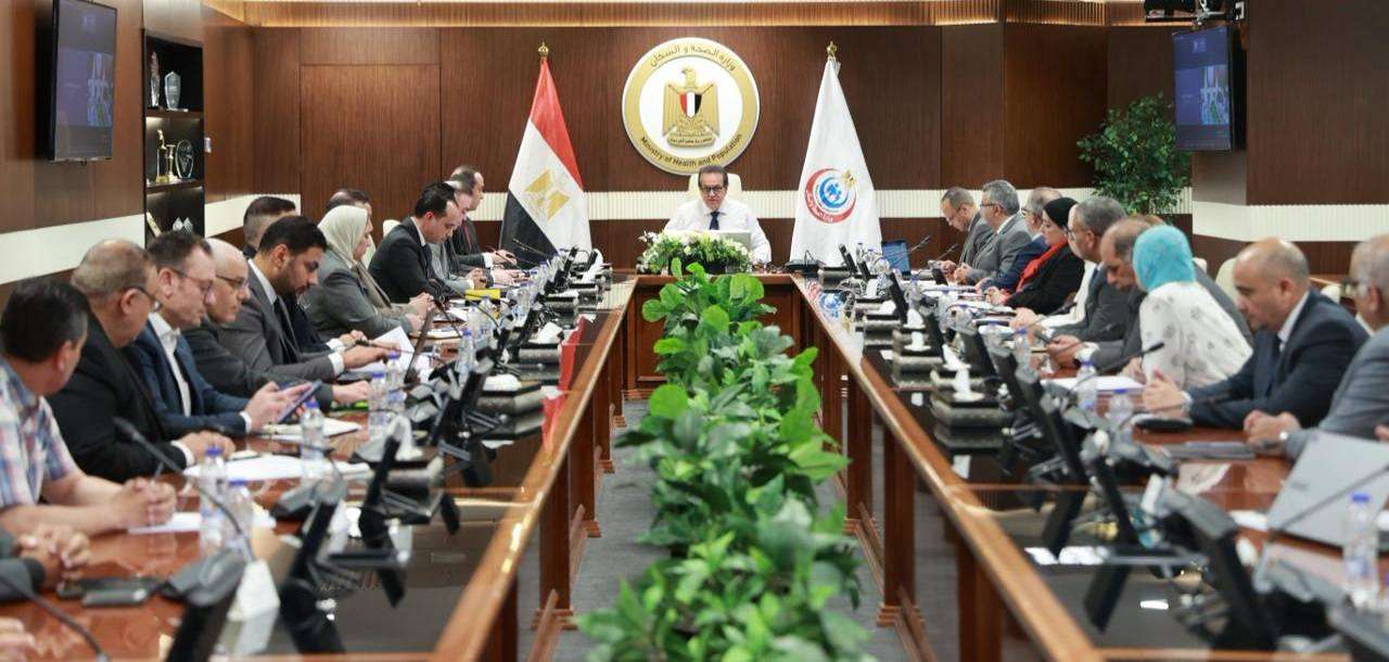 وزير الصحة يشدد على الجاهزية الكاملة لتشغيل التأمين الصحي الشامل بالمنيا