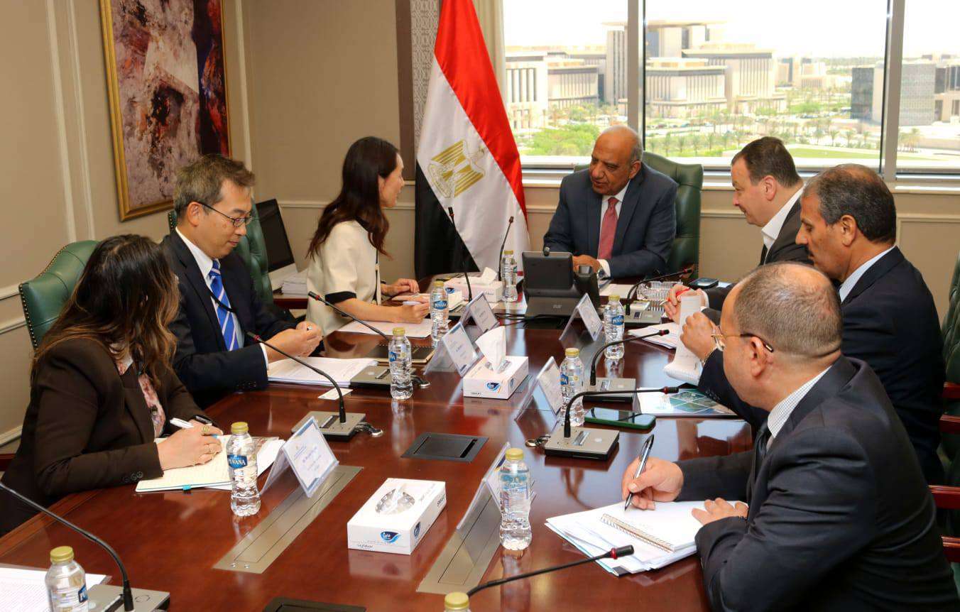 وزير الكهرباء: نعمل مع الوكالة اليابانية على تحديث الشبكة وتعزيز استخدام الطاقات المتجددة والاعتماد عليها