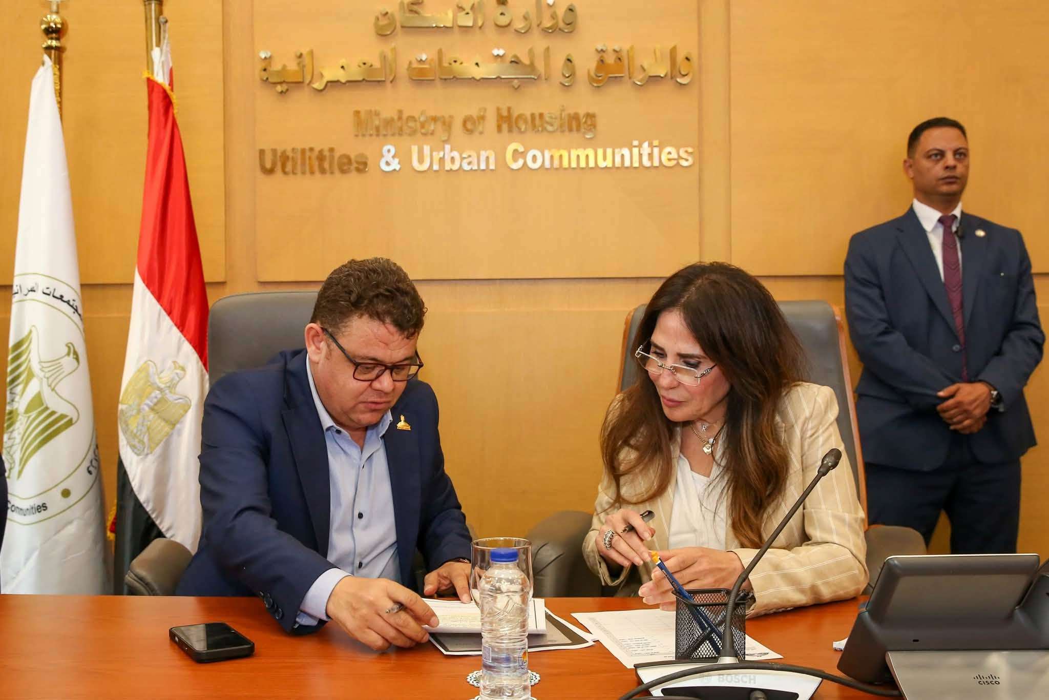 وزيرة الإسكان تلتقي أعضاء مجلس الشيوخ لبحث مطالب المواطنين