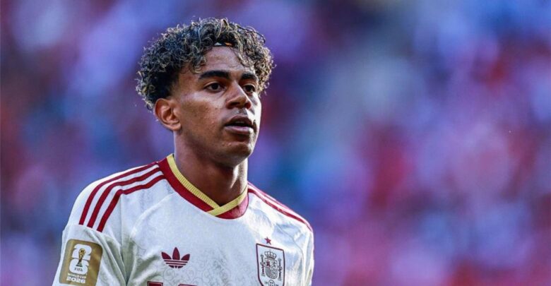يامال: لست محبوبًا مثل بيدري.. أشبه كريستيانو رونالدو وهددت كوكوريلا بسبب ريال مدريد