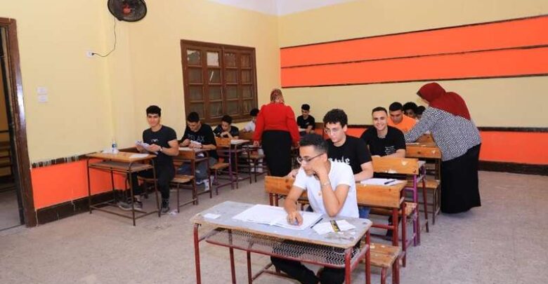 12 درجة.. التعليم تصدر بيانا عاجلا بشأن امتحان الكيمياء للثانوية العامة وإمكانية إعادته