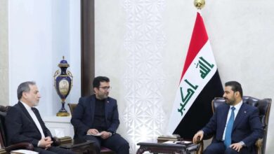 أحرجه.. مواجهة وسؤال ساخن من رئيس الحكومة العراقية لوزير الخارجية الإيراني