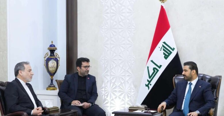 أحرجه.. مواجهة وسؤال ساخن من رئيس الحكومة العراقية لوزير الخارجية الإيراني