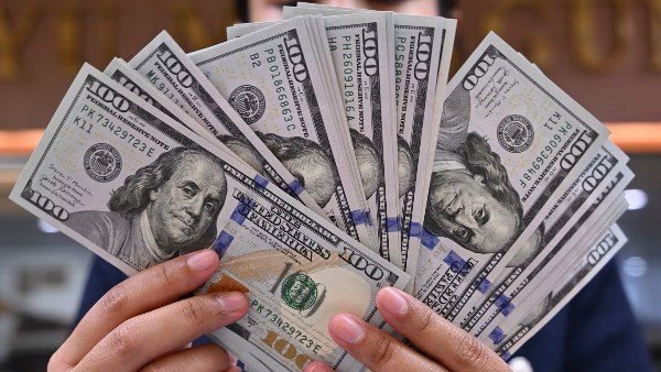 أسعار الدولار اليوم الجمعة 10 يوليو 2026 بعد قرار البنك المركزي