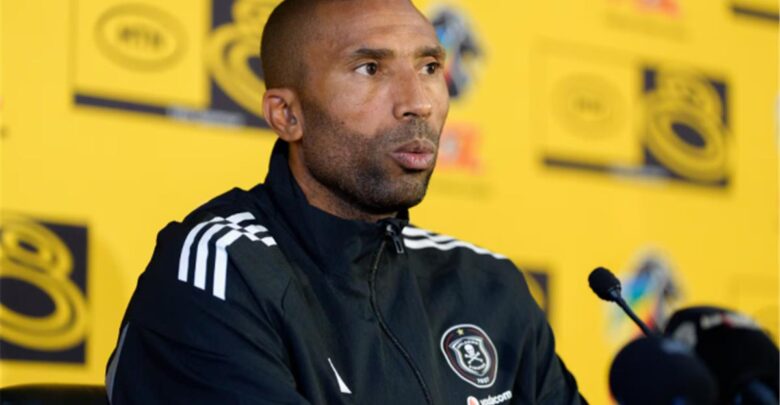أورلاندو بايرتس يوضح حقيقة رحيل مدربه عبد السلام وادو إلى الزمالك