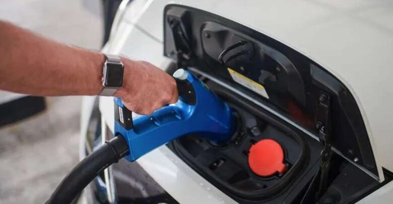 «إنفنيتي» المصرية تخترق الأسواق الأوروبية بـ 75 مليون دولار للتوسع في شحن السيارات الكهربائية