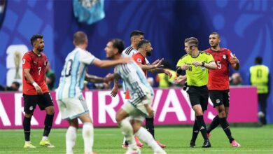 إيان رايت يشكك في صحة هدف إنزو أمام مصر.. وروي كين: الفرق الكبيرة هي المستفيدة