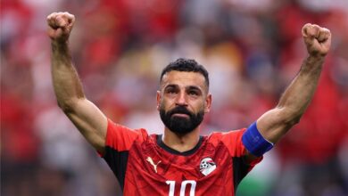 اتحاد الكرة يعلن موقف صلاح من الاعتزال الدولي.. وتعديلات في جهاز منتخب مصر