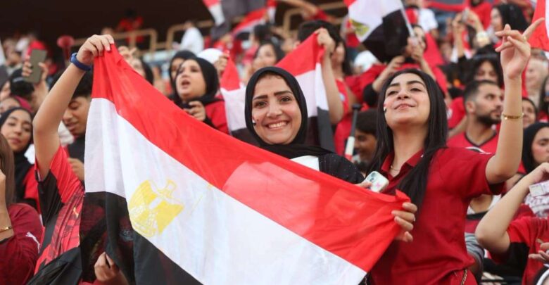 احتفالية منتخب مصر باستاد القاهرة.. إقبال جماهيري كبير (فيديو)