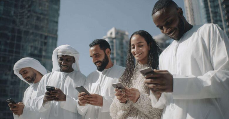 الإمارات تعزز ريادتها الرقمية.. 97% من السكان يستخدمون الخدمات الإلكترونية والأمن السيبراني يتصدر أولويات المستهلكين