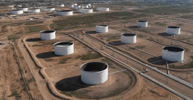 الاحتياطي النفطي الأمريكي يسجل أدنى مستوياته منذ أكثر من أربعة عقود