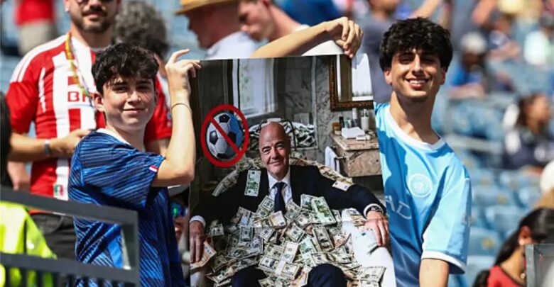التايمز: "فقد سلطته".. إنفانتينو في عزلة سياسية ومصر تعيد النظر في تحالفها بسبب قراره بـ كأس العالم