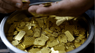 الذهب يقترب من أدنى مستوى في 7 أشهر بضغط من عوائد السندات وتوقعات الفائدة