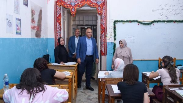 الرياضيات البحتة 2026 تتصدر التريند.. ما حقيقة تسريب الامتحان؟