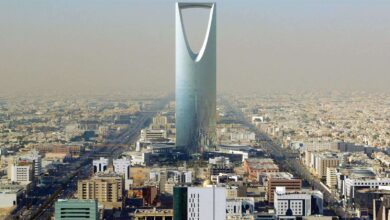 السعودية تفرض رسما بنسبة 2% على تصرفات الأجانب العقارية في 4 مدن