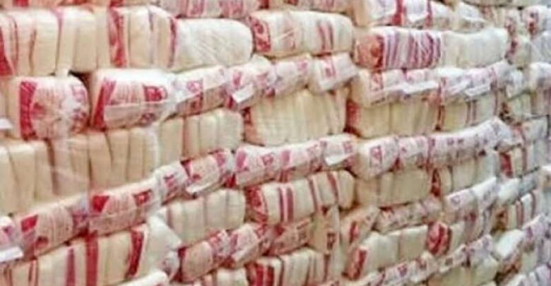 الغرف التجارية تدعو لتأمين مخزون السكر قبل موسم زيادة الطلب