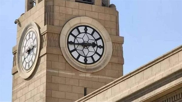الملك لير يمنح جامعة القاهرة صدارة المسرح الجامعي بجائزة كبرى