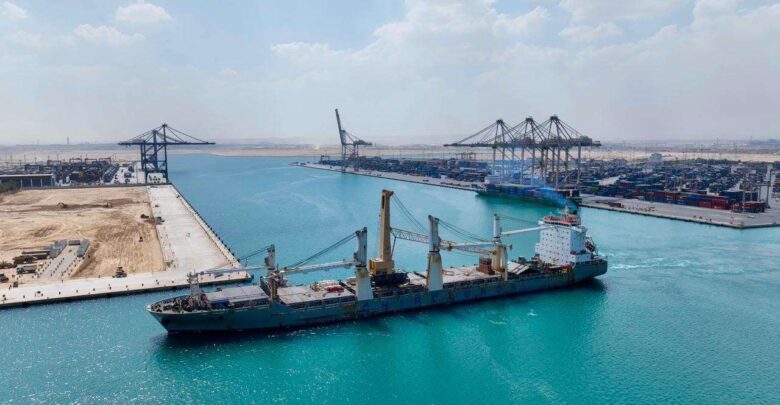 بدء التشغيل التجاري لمحطة "ترانس كارجو" ودخول أحواض جديدة الخدمة بميناء السخنة