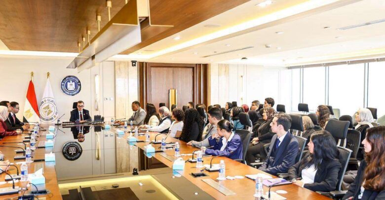 برنامج جديد بوزارة التخطيط لتأهيل شباب الجامعات لسوق العمل
