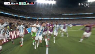 بطريقة عالمية.. ألفاريز يسجل هدف الأرجنتين الثاني أمام سويسرا