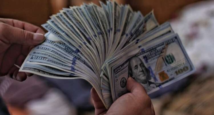 بعد الانخفاض المفاجئ.. سعر الدولار اليوم مقابل الجنيه المصري