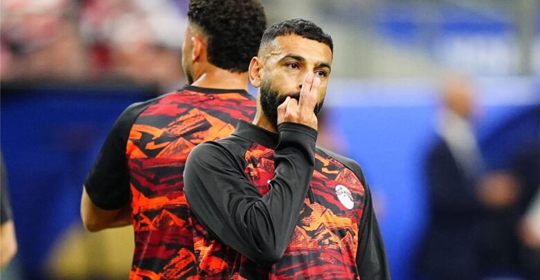 بعد موافقته على تخفيض راتبه.. عملاق أوروبي يقدم عرضه الأول لحسم صفقة محمد صلاح
