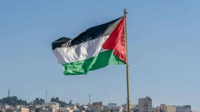 بيان عاجل من الجامعة العربية حول سحب اعتراف سلوفينيا بدولة فلسطين