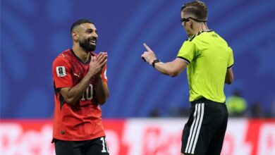 تاريخ طويل من الجدل.. ماركا: أصابع الاتهام توجه لحكم الفار بمباراة مصر والأرجنتين