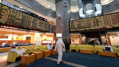 تباين أداء بورصات الخليج وسط ترقب نتائج الشركات وتراجع النفط
