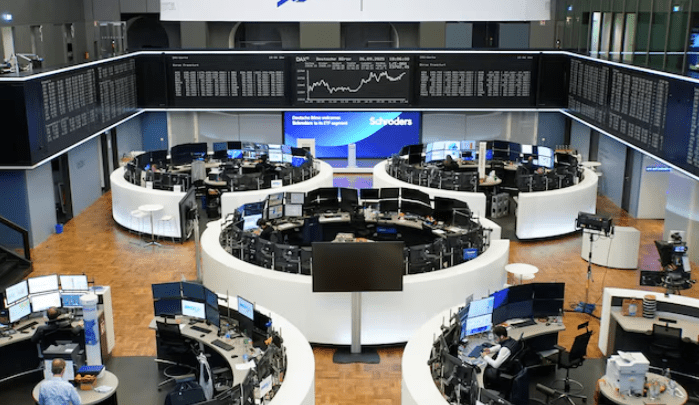 تقترب من مستويات قياسية.. قفزة في مؤشرات وول ستريت مع ترقب نتائج الشركات