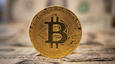 تقلبات حادة في سوق العملات المشفرة.. البيتكوين يواجه ضغوطاً أمام الذهب كملاذ آمن