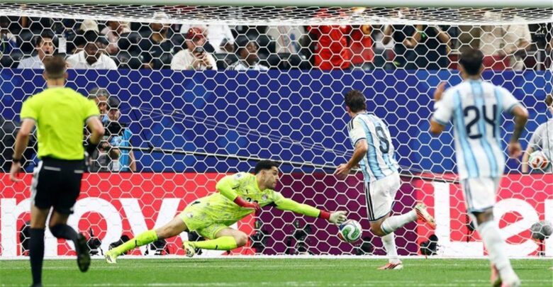 حارس ألمانيا السابق لـ شوبير: كنت نجمًا ساطعًا في كأس العالم.. ومصر تفوقت علينا