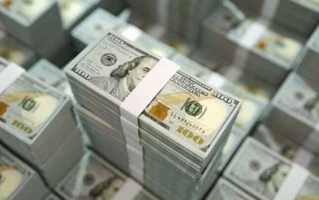 خروج قياسي للأموال الساخنة من مصر في مارس.. وتقديرات بـ15 مليار دولار وسط مرونة سعر الصرف