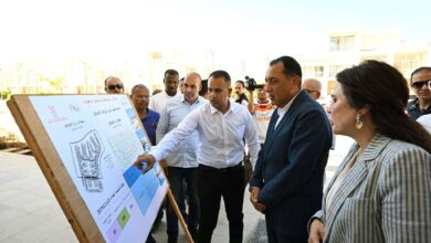 رئيس الوزراء يتفقد مشروع "كمبوند مزارين" بمدينة العلمين الجديدة