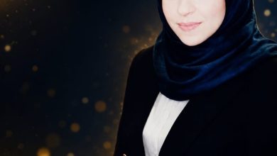 رئيس جامعة سوهاج يهنئ الدكتورة ولاء عبده لفوزها بجائزة الدولة التشجيعية في الفنون