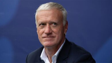 رد فعل غاضب من لاعب فرنسا تجاه ديشامب بعد الفوز على السويد