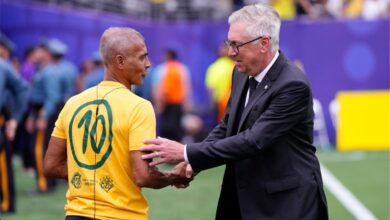 روماريو يفتح النار على أنشيلوتي: سبب لنا العار.. ولاعب البرازيل خيب أملي