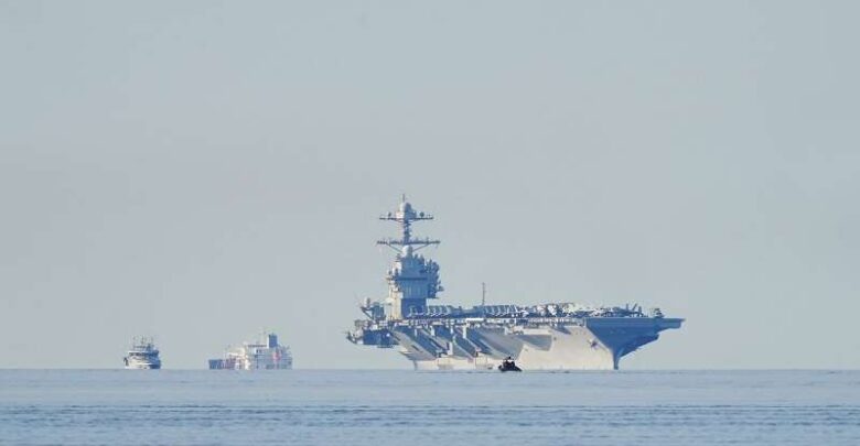 رويترز: إيران طالبت الحوثيين بإغلاق باب المندب في هذه الحالة