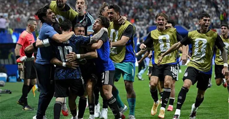 ريمونتادا مجنونة.. الأرجنتين تقلب الطاولة على إنجلترا وتضرب موعدًا مع إسبانيا في نهائي كأس العالم