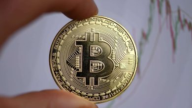 سعر البيتكوين اليوم.. تراجع العملات المشفرة أمام الذهب وسط التوترات العالمية