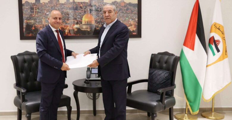 سفير مصر في رام الله يلتقي نائب الرئيس الفلسطيني