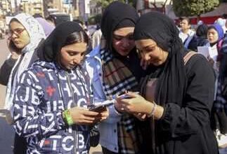 شاومينج تزعم تداول أسئلة وإجابات امتحان الإنجليزي لطلاب الثانوية العامة 2026