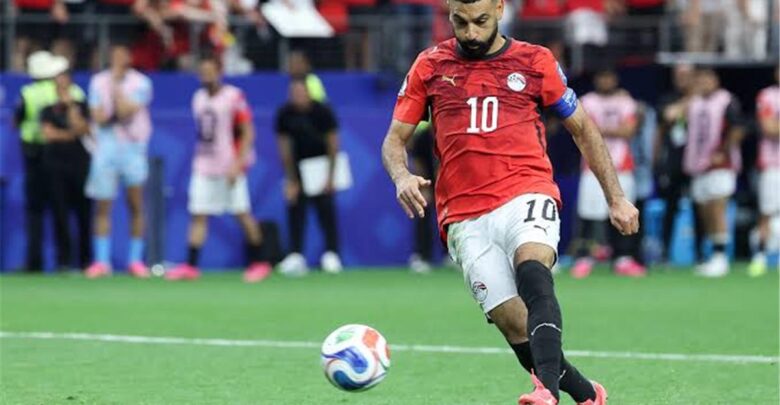 صحيفة أرجنتينية تشيد بمحمد صلاح: أرعب أستراليا رغم إصابته