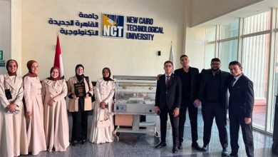 طلاب جامعة القاهرة التكنولوجية تبتكر حاضنة ذكية تنقذ حياة المواليد