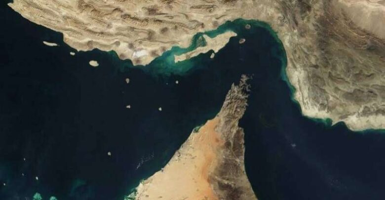عاجل.. الحرس الثوري الإيراني يعلن إغلاق مضيق هرمز ويهدد بالرد على أي هجوم جديد