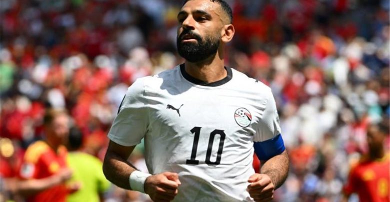 عضو مجلس إدارة ناد أوروبي يحمس جماهيره باقتراب صفقة محمد صلاح
