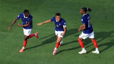 فيديو | أوليس يتألق ومبابي يقود فرنسا لدور الـ 16 بكأس العالم بثلاثية أمام السويد
