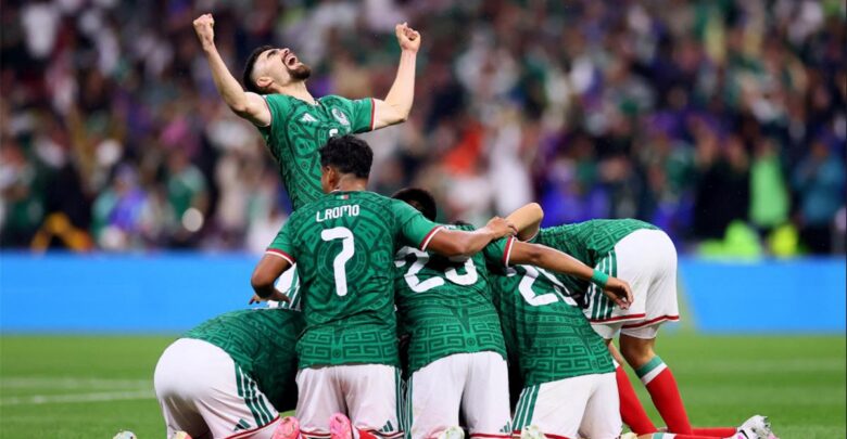 فيديو | المكسيك تضرب الإكوادور بثنائية وتواصل مشوارها في كأس العالم